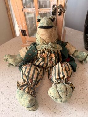 VINTAGE Handcrafted Green Frog Plush Doll